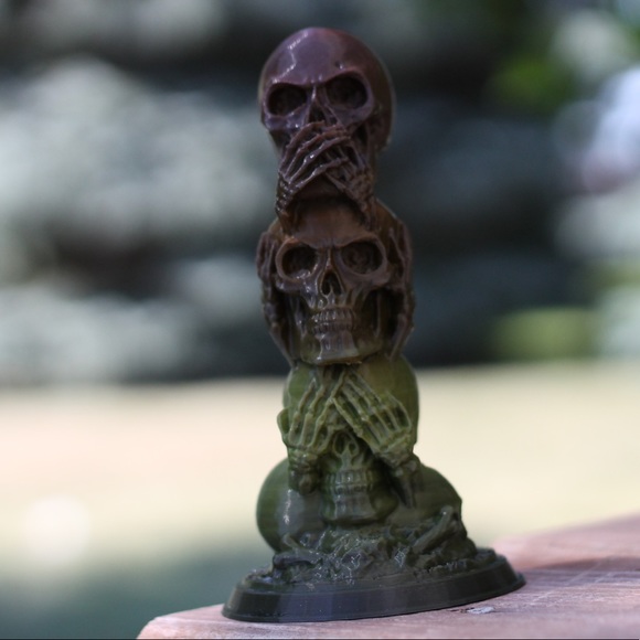 Skull statue - Picture 8 of 16